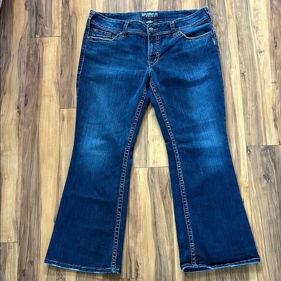 Silver Suki Bootcut Jeans - Picture 7 of 7